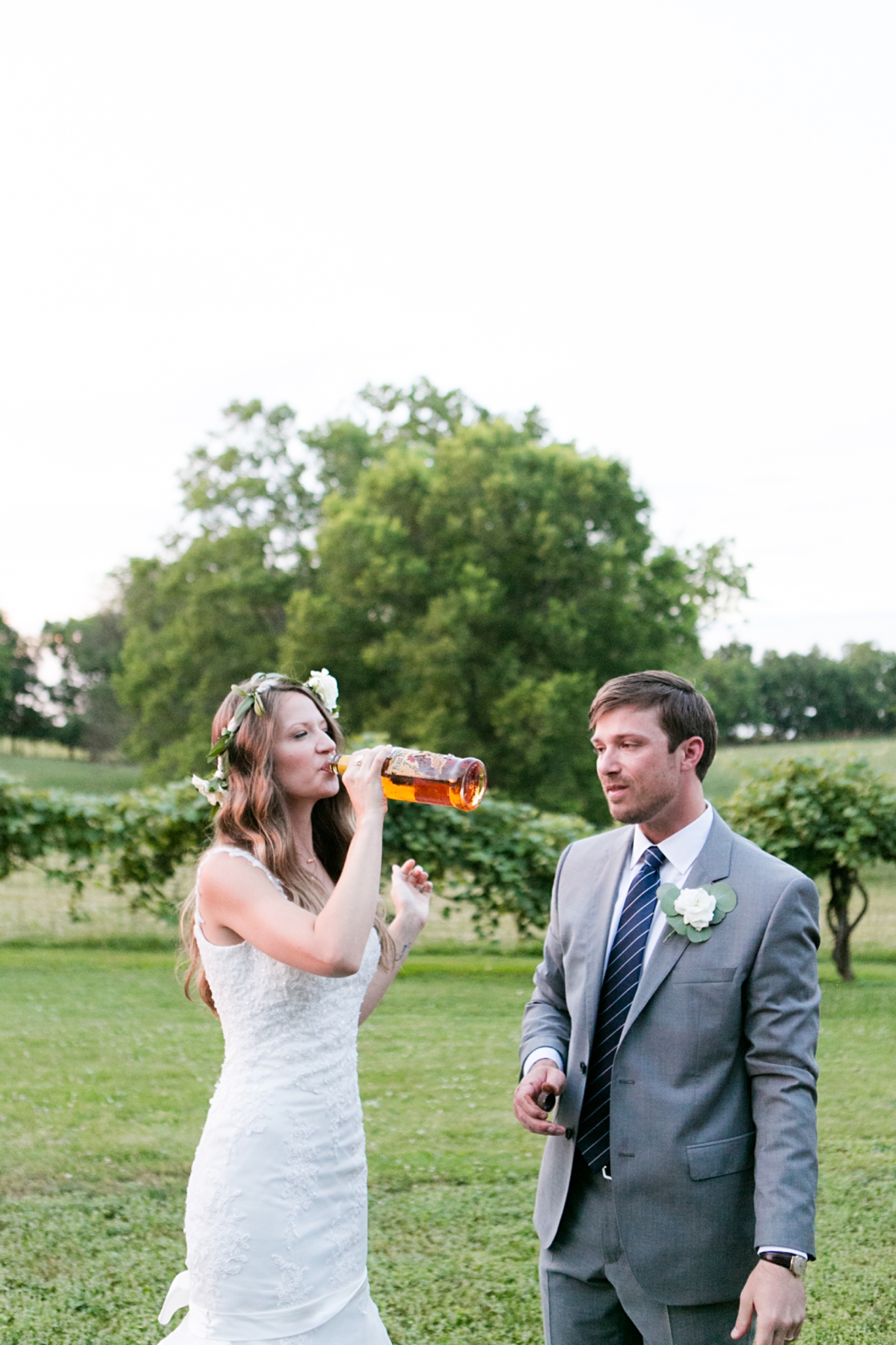 Backyard Kentucky Wedding by Elle Danielle Photography