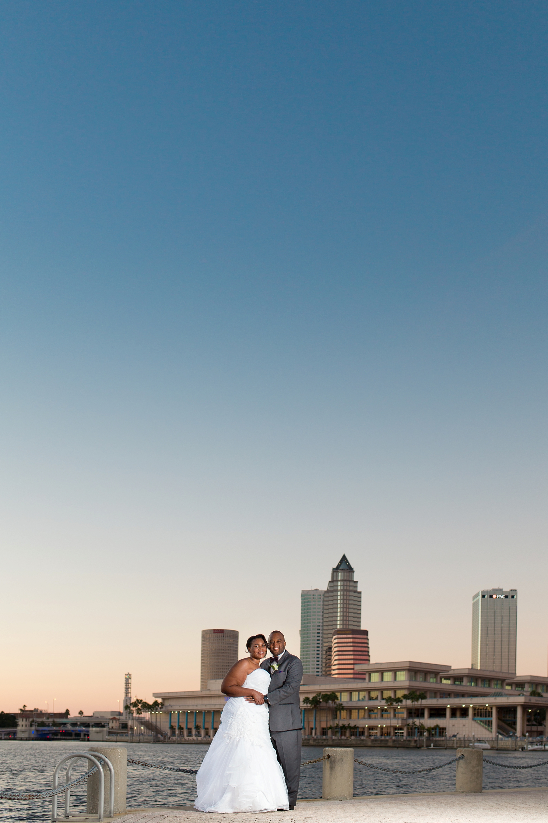 Tampa Florida Bayside Wedding by Elle Danielle Photography20